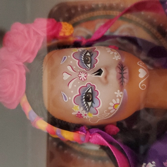 Barbie Dia de Muertos 2022 Barbie Collector Doll - Picture 2 of 11